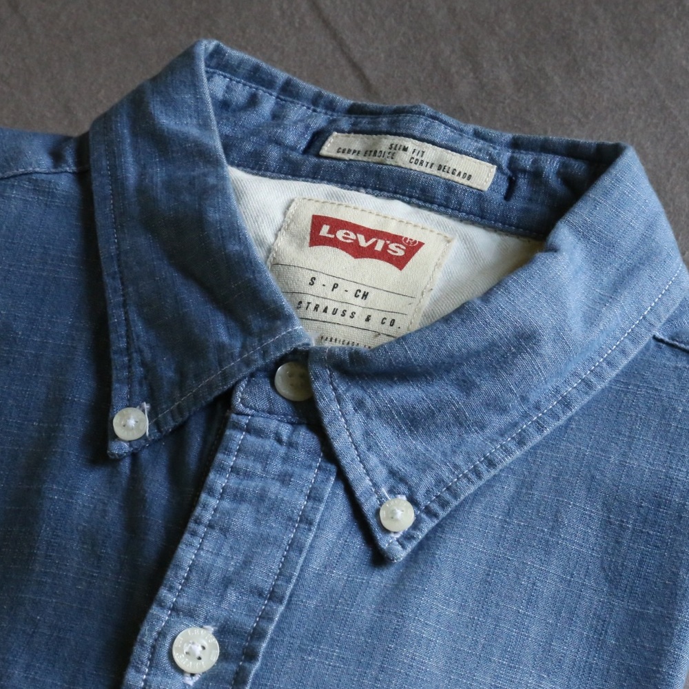 Levi’s, Denim Oxford shirt, NWOT